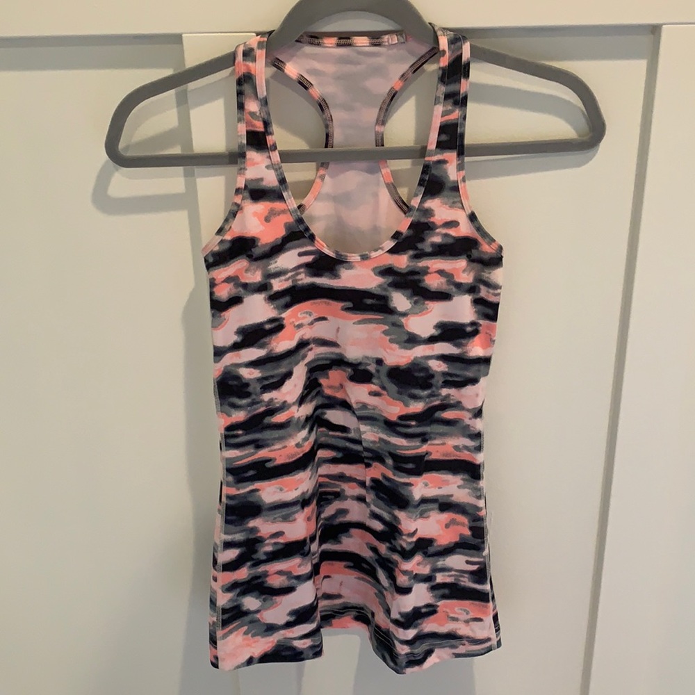 Lululemon Razorback Tank